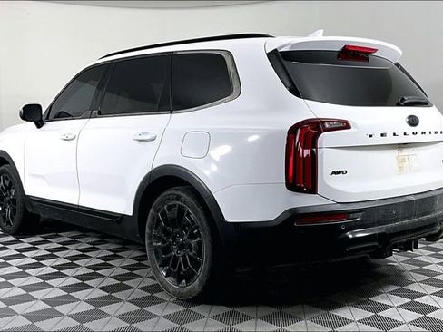Used 2021 Kia Telluride EX w/ EX Premium Package AWD/4WD image 2