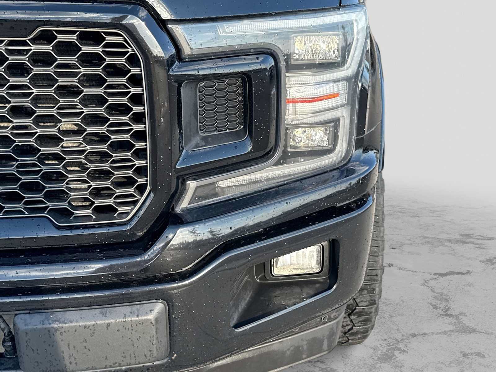 Used 2018 Ford F150 Lariat w/ Equipment Group 502A Luxury AWD/4WD image 10