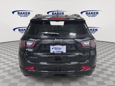 New 2025 Jeep Compass Limited w/ High Altitude Package AWD/4WD image 5