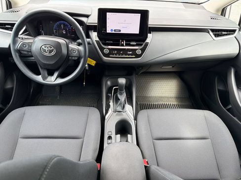 Used 2026 Toyota Corolla LE FWD image 23