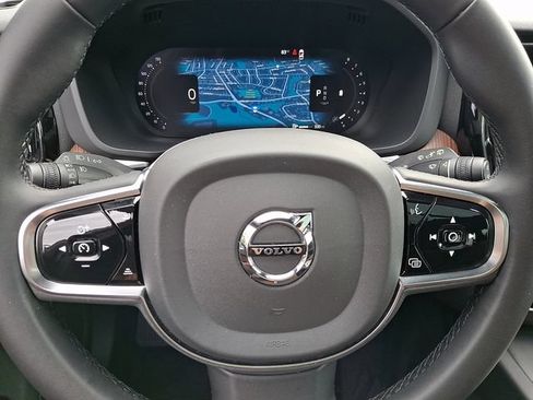 Certified 2023 Volvo XC60 B5 Plus w/ Climate Package AWD/4WD image 21
