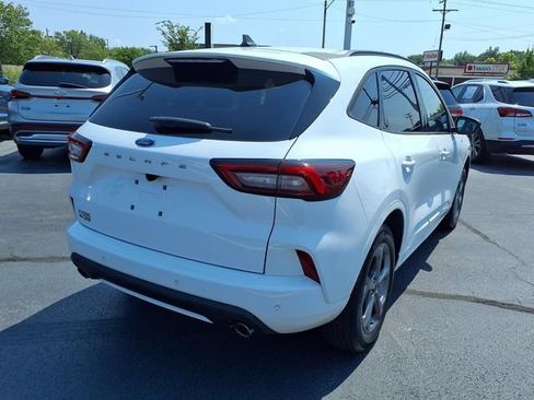 Used 2023 Ford Escape ST-Line w/ Tech Pack #1 FWD image 4