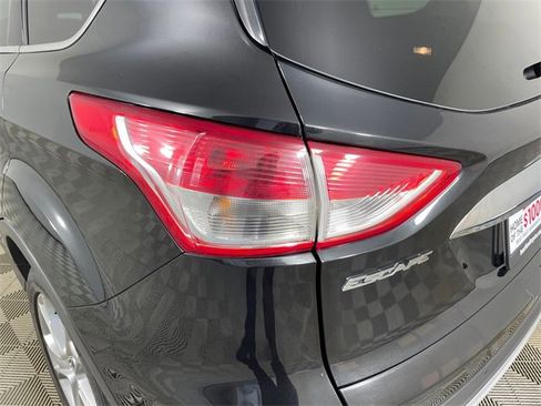 Used 2014 Ford Escape Titanium image 19