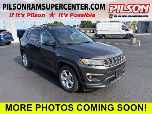 Used 2019 Jeep Compass Latitude w/ Popular Equipment Group FWD image 1