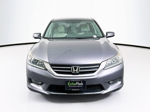 Used 2014 Honda Accord EX image 2