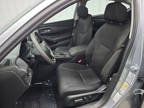 Used 2023 Honda Accord EX image 30