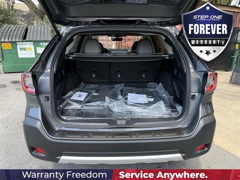 New 2025 Subaru Outback Limited image 31
