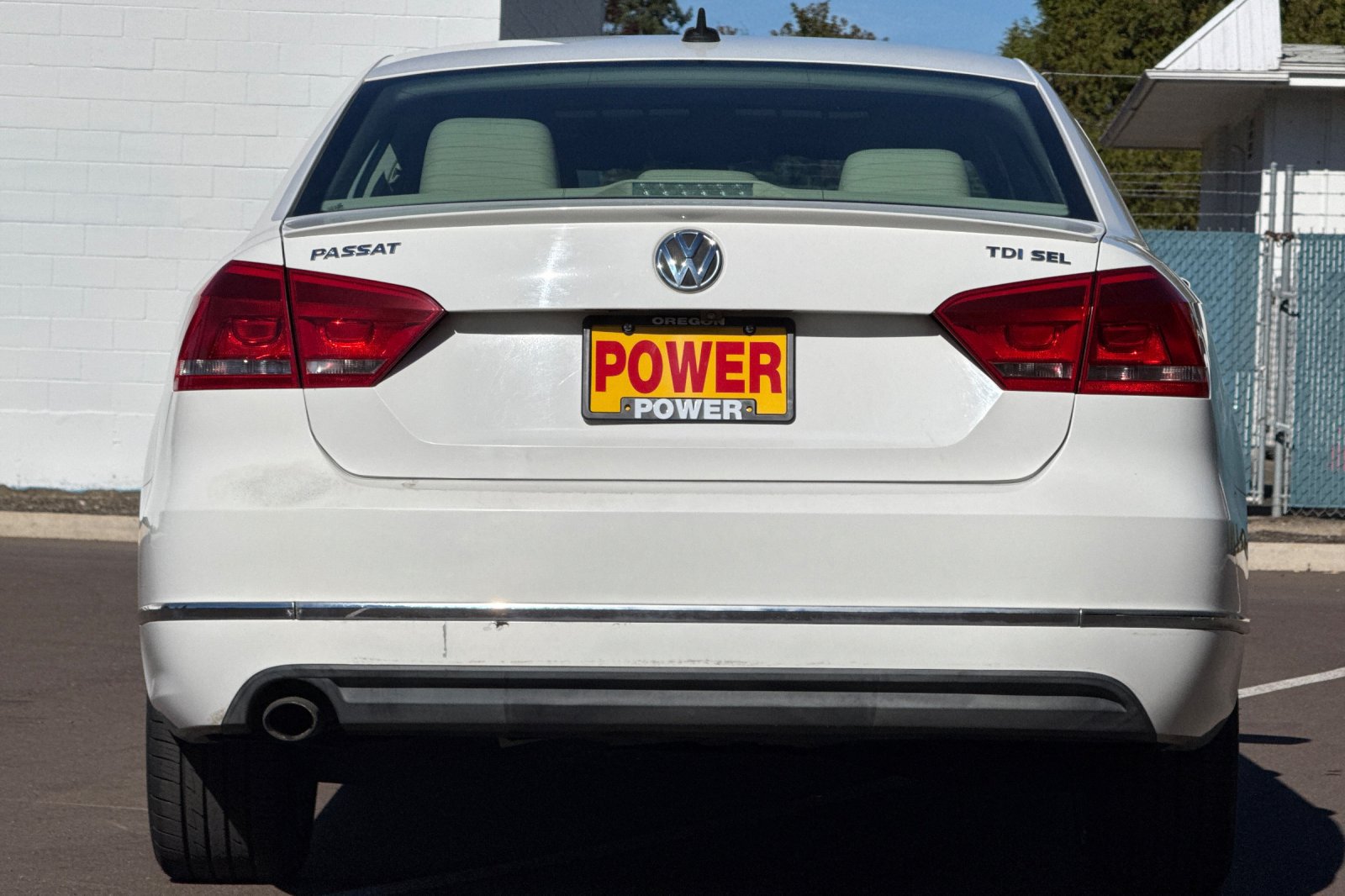 Used 2013 Volkswagen Passat TDI SEL Premium FWD image 5