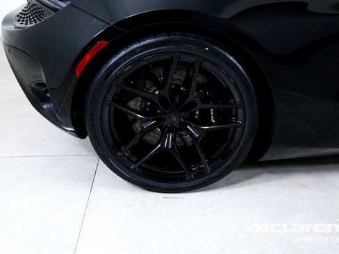 New 2025 McLaren 750S image 25