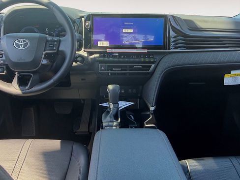 New 2026 Toyota Camry XLE image 11