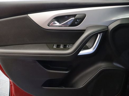 Used 2024 Chevrolet Blazer LT image 32