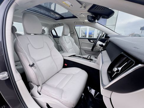 Certified 2024 Volvo S60 B5 Plus image 26