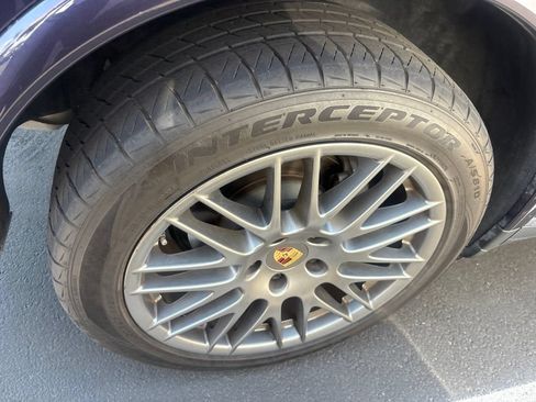 Used 2018 Porsche Cayenne AWD/4WD image 10