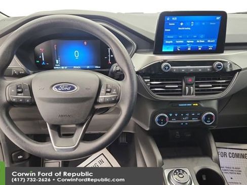 Certified 2025 Ford Escape Active image 18