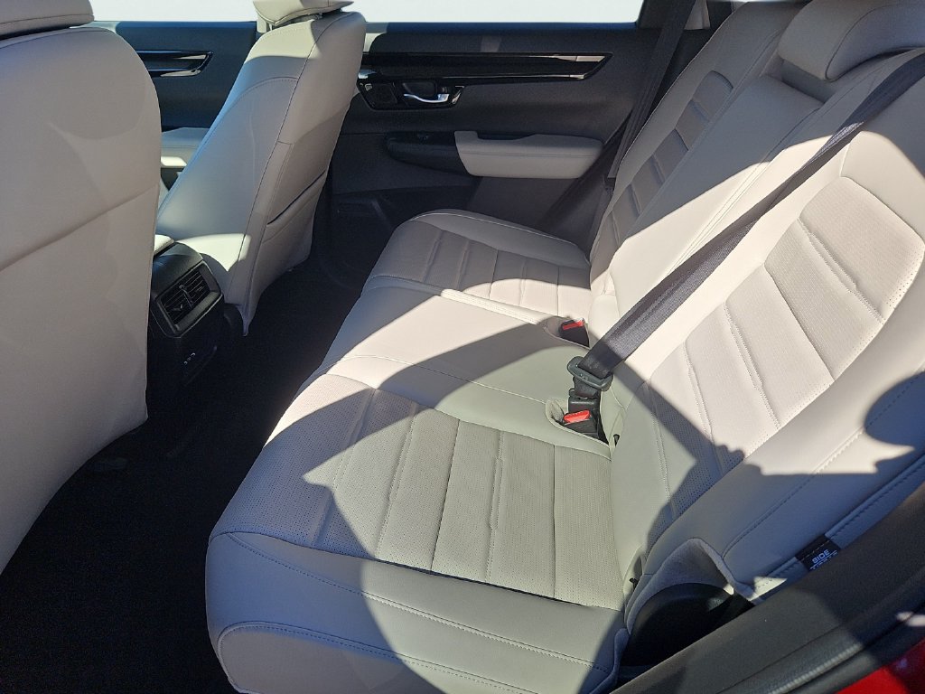 Used 2025 Honda CR-V EX-L image 32