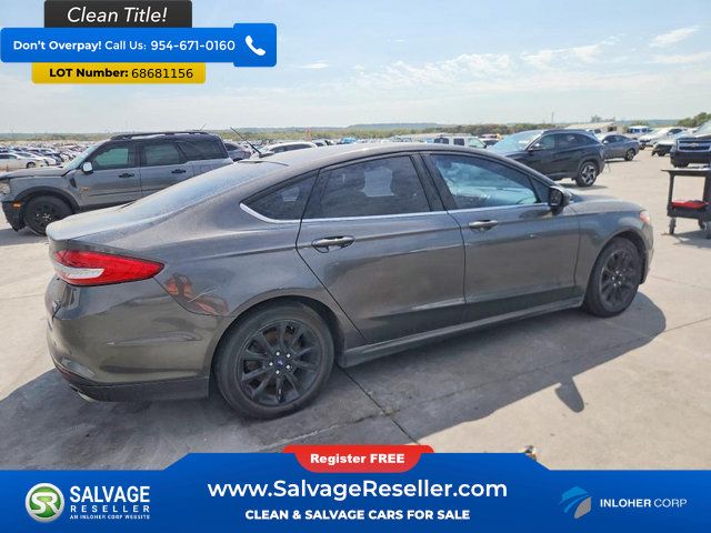 Used 2017 Ford Fusion SE w/ Fusion SE Technology Package FWD image 4