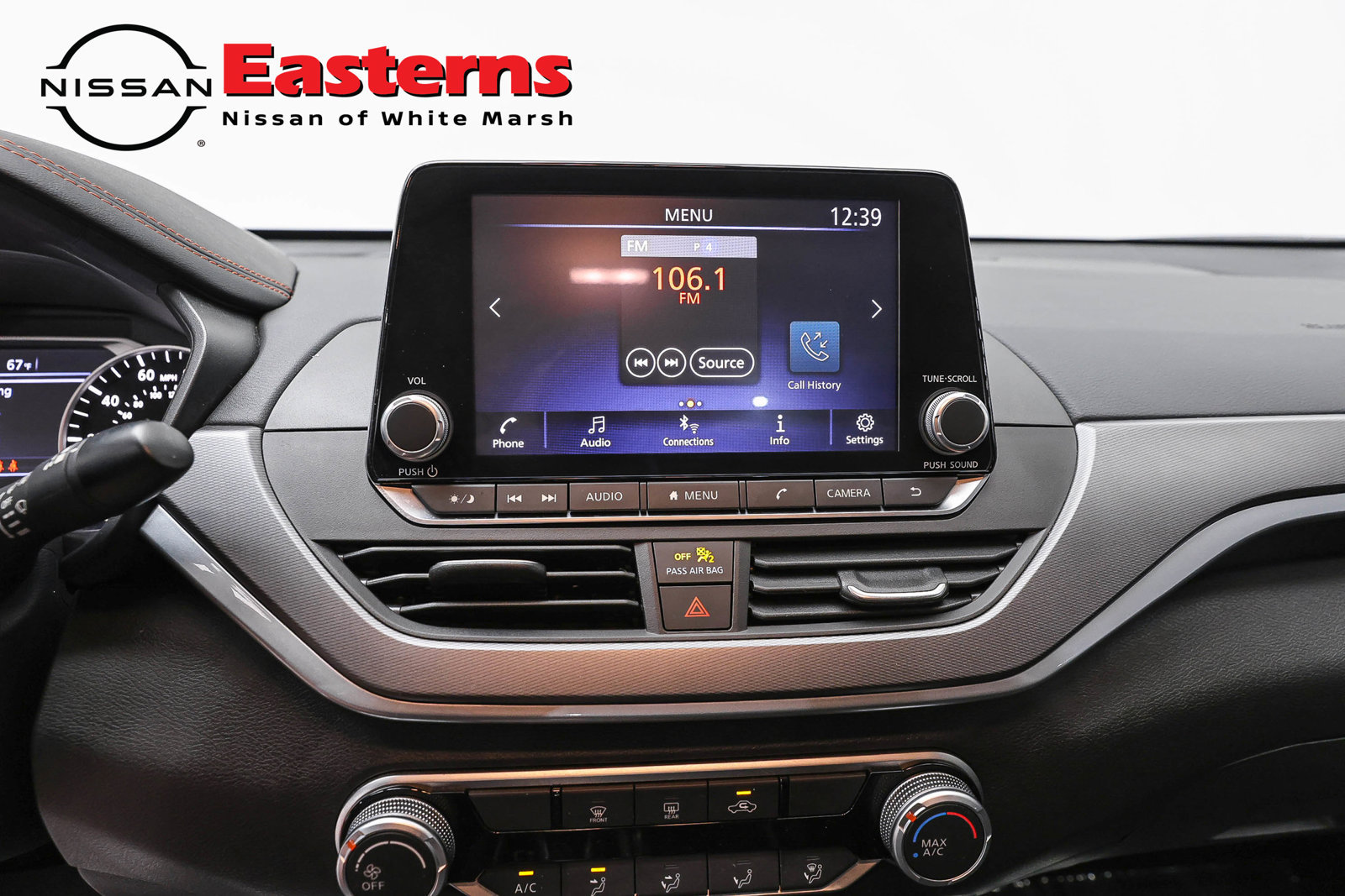 Used 2025 Nissan Altima 2.5 SR AWD/4WD image 12