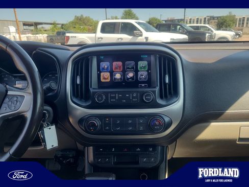 Used 2017 GMC Canyon SLT w/ Driver Alert Package AWD/4WD image 12