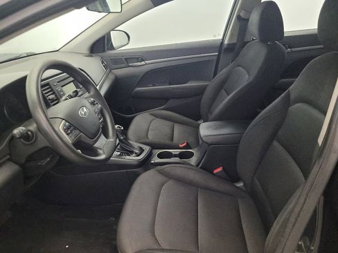 Used 2018 Hyundai Elantra SE FWD image 16