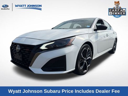Used 2024 Nissan Altima 2.5 SR FWD image 1