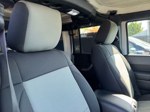 Used 2013 Jeep Wrangler Unlimited Sport image 16