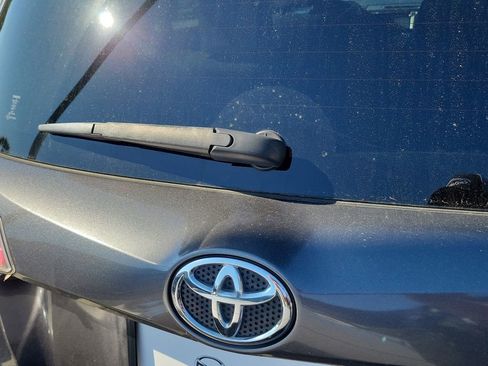 Used 2017 Toyota RAV4 XLE image 16