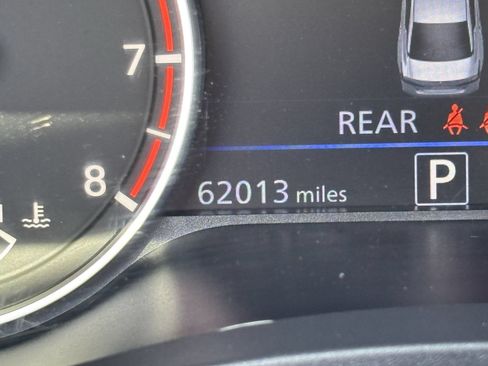 Used 2024 Nissan Altima 2.5 SR FWD image 32