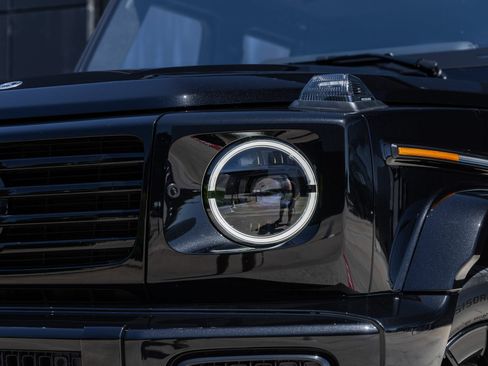 Used 2025 Mercedes-Benz G 580 w/ EQ Technology image 13