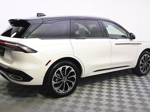 New 2026 Lincoln Nautilus Reserve AWD/4WD image 7