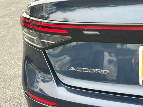 Used 2024 Honda Accord EX image 12