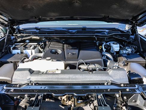 Used 2024 Toyota Tundra SR5 image 13