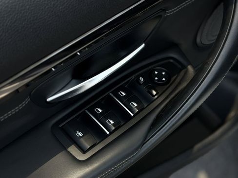 Used 2019 BMW M4 Convertible w/ Competition Package RWD image 17
