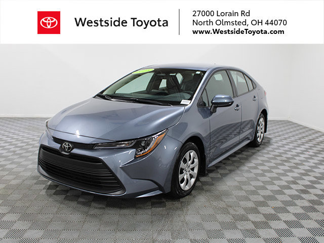 Certified 2025 Toyota Corolla LE FWD image 1