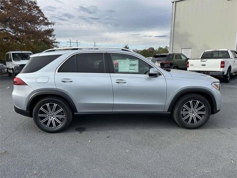 New 2025 Mercedes-Benz GLE 450 4MATIC image 8
