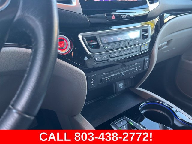 Used 2016 Honda Pilot Touring image 28