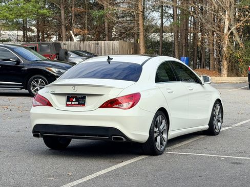 Used 2015 Mercedes-Benz CLA 250 image 4