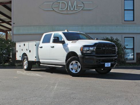 Used 2024 RAM 2500 Tradesman image 3