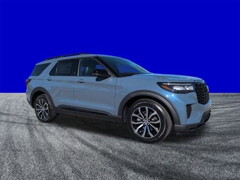 New 2026 Ford Explorer ST-Line RWD image 2