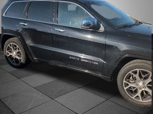 Used 2021 Jeep Grand Cherokee Overland image 14