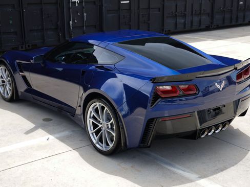 Used 2018 Chevrolet Corvette Grand Sport RWD image 7