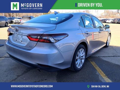 Used 2023 Toyota Camry LE image 3