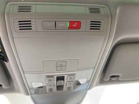 New 2025 Volkswagen Taos SE image 49