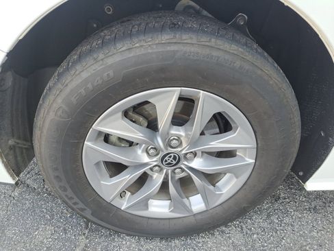 Used 2022 Toyota Sienna LE FWD image 20