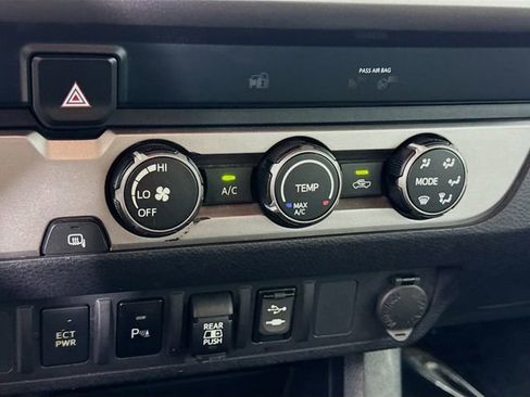 Certified 2019 Toyota Tacoma SR5 RWD image 18