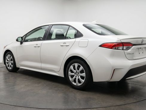Used 2025 Toyota Corolla LE FWD image 6