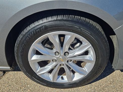 Used 2024 Chevrolet Malibu LT image 39