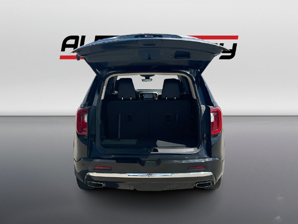 Used 2023 GMC Acadia Denali w/ Black Diamond Edition FWD image 28
