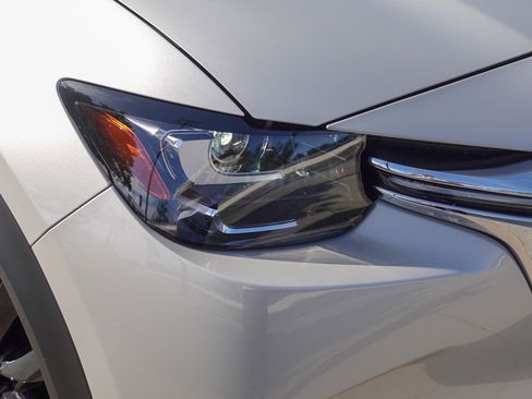 Used 2024 MAZDA CX-90 Plug-In Hybrid w/ Premium Pkg image 2