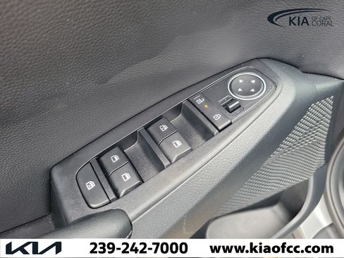 Certified 2025 Kia Seltos X-Line AWD/4WD image 21