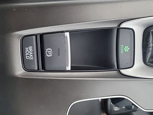 Used 2019 Honda Accord EX-L image 18